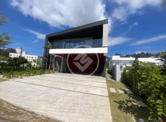 Cond.: Residencial Horizontal Bairro: Praia Brava de Itajaí Valor: R$ 6.200.000,00 codigo: 27559