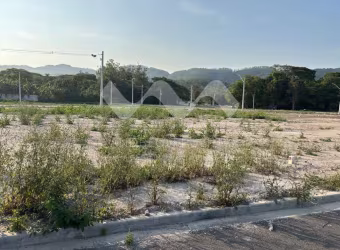 Terreno à venda no Botujuru, Mogi das Cruzes  por R$ 210.000