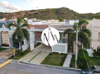 Casa duplex 234m2, 4/4 sendo duas suítes para venda no Condomínio Green Woods em Candelária.