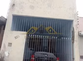 Sobrado para venda com 189m² e 3 quartos.