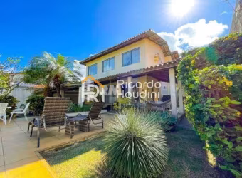 Casa com 4 quartos à venda na Rua Eliane S Bonfim, Buraquinho, Lauro de Freitas, 174 m2 por R$ 950.000