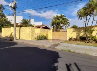 Prédio com 1 sala para alugar no Centro, Araraquara , 465 m2 por R$ 2.300
