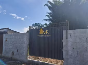 Lote murado, próximo a peixoto de Castro, Bairro da Cruz, Lorena