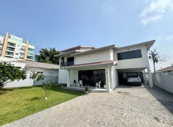 Casa com 5 quartos à venda na Rua Frederico Bunn, 123, Centro, Biguaçu por R$ 2.500.000
