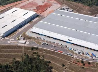 Galpão Logístico Industrial cross-docking 45.500m² 70 docas Embu das Artes Regis Bittencourt