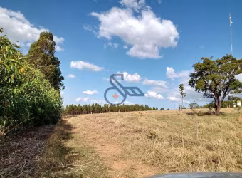 Chácara / sítio à venda no Demétria, Botucatu , 47000 m2 por R$ 1.300.000