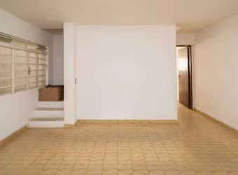 Casa com 3 quartos para alugar na Rua Itália, 198, Taboão, São Bernardo do Campo, 200 m2 por R$ 5.000
