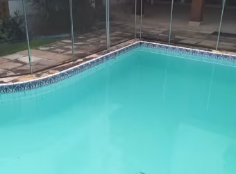 Linda casa com piscina em São Francisco !!! Casa para vender !!!