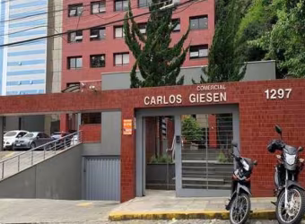 Sala comercial para alugar na Rua Carlos Giesen, 1297, Exposição, Caxias do Sul por R$ 2.000