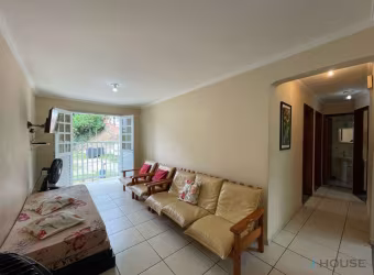 Apartamento com 02 dormitórios à 50 metros da orla.