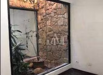 Excelente Casa Comercial/Residencial à venda em Barueri.