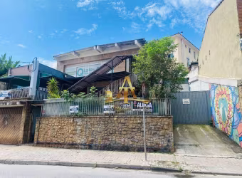 Casa com 3 dormitórios à venda, 400 m² por R$ 2.555.000,00 - Jardim dos Camargos - Barueri/SP