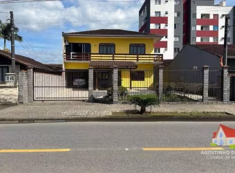 Sobrado Residencial C/02 Aptos + Moveis Planejados + Area C/Churrasqueira No Bairro Aventureiro!
