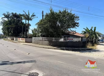 Terreno de Esquina C/562 m2 + Residencias No Bairro Vila Cubatao !
