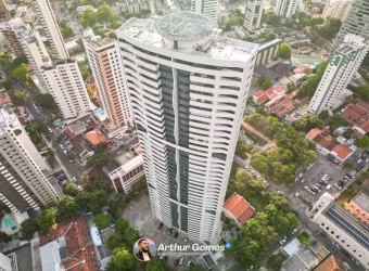 Apartamento de 3 quartos, 205m² no bairro Casa Forte, em Recife