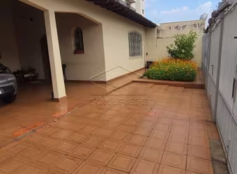 Casa comercial no Estoril IV