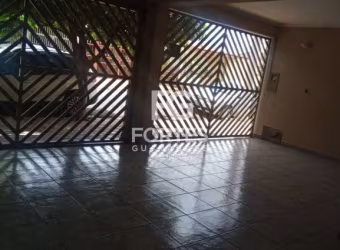 Casa térrea de com 04 quartos sendo 02 suítes para locação Campos Elíseos