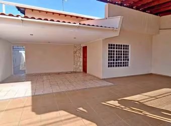 Casa a venda no bairro Jardim Satélite - zona sul de São José dos Campos/SP.