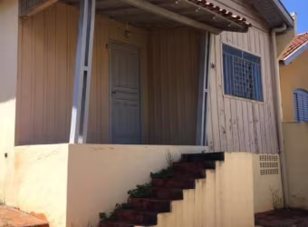 Casa à venda em Londrina, Califórnia, com 2 quartos, com 93 m²