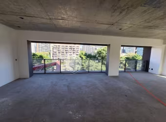 Apartamento tipo para venda com 3 quartos, sendo 3 suítes, 231m²