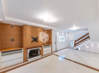 Casa tipo para venda com 3 quartos, sendo 2 suítes, 215m²