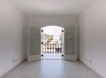 Casa com 3 quartos à venda na Rua Bárbara Heliodora, 558, Vila Romana, São Paulo por R$ 1.800.000