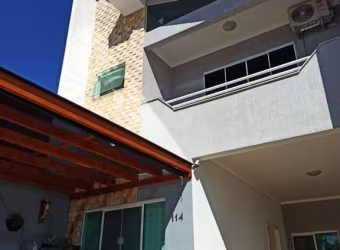Sobrado com 3 dormitórios à venda, 174 m² por R$ 1.100.000,00 - Jardim Fregadolli - Maringá/PR
