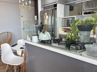 Apartamento a venda com 02 Dormitórios sendo 01 Suíte em Barreiros/ São José, SC