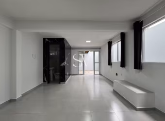 Casa Padrão a venda com 02 Dormitórios sendo 01 Suíte em Potecas/ São José, SC