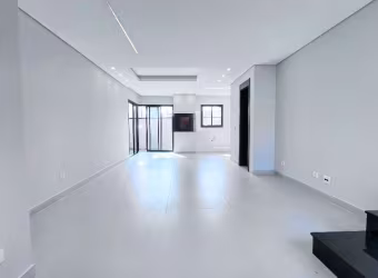 LINDO SOBRADO EM CONDOMÍNIO FECHADO