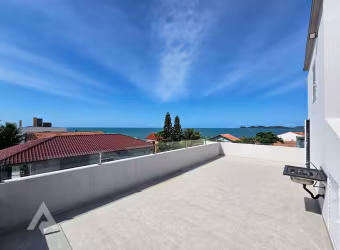 Casa com 5 quartos à venda no Centro, Penha , 215 m2 por R$ 2.100.000
