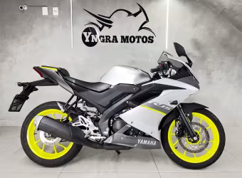 Yamaha yzf r-15 155 abs