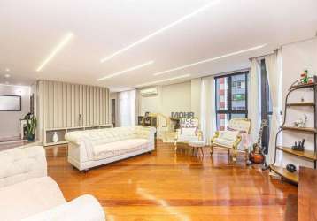 Apartamento com 4 suítes no batel