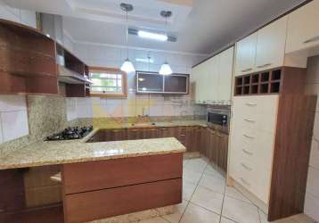 Casa com 4 quartos para alugar na rua arthur schreiber, 369, velha, blumenau, 279 m2 por r$ 5.600