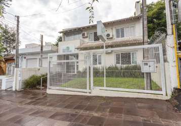 Casa comercial para alugar na beco andaraí, 130, passo da areia, porto alegre por r$ 12.500