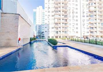 Apartamento com 2 quartos à venda na rua piauí, 40, santa maria goretti, porto alegre por r$ 549.990