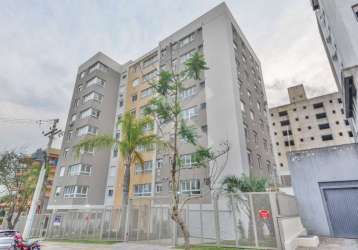 Apartamento com 2 quartos à venda na rua são marcos, 35, petrópolis, porto alegre por r$ 689.000