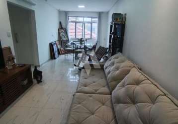 Apartamento lindo e reformado na ponta da praia!