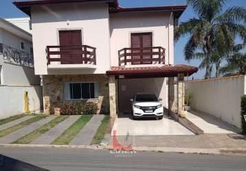 Casa no residencial itatiba country em itatiba-sp