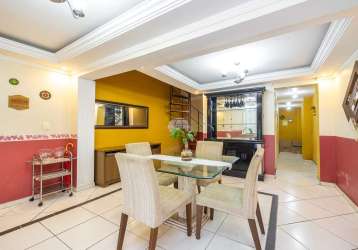 Casa com 5 quartos à venda na rua bernado martini, 147, costeira, araucária, 209 m2 por r$ 750.000