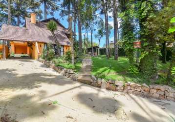 Casa com 3 quartos à venda na rua presidente eurico gaspar dutra, 193, canguiri, colombo, 231 m2 por r$ 750.000