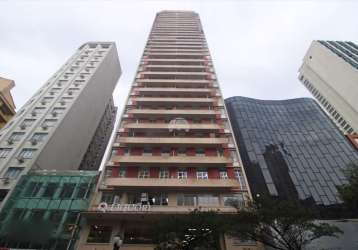 Apartamento com 2 quartos para alugar na avenida luiz xavier, 68, centro, curitiba, 76 m2 por r$ 1.800