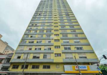 Apartamento com 3 quartos para alugar na rua doutor pedrosa, 22, centro, curitiba, 144 m2 por r$ 2.650