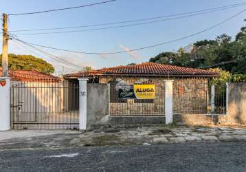 Casa com 4 quartos para alugar na rua escultor joão zacco paraná, 36, bacacheri, curitiba, 200 m2 por r$ 4.800