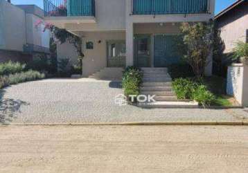 Casa em condomínio com acesso exclusivo a praia! m² por r$ 6.799.000 - praia do estaleiro - balneário camboriú/sc