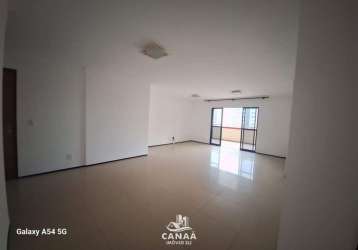 Vende-se espaçoso apartamento na ponta do farol - 4 quartos sendo 3 suítes - 220m² - móveis planeja