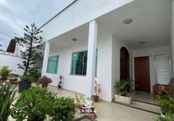 Vende-se excelente casa no cohaserma - 4 quartos sendo 2 suítes - casa reformada e moderna - ventil