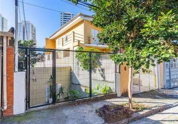 Casa com 02 dormitórios para venda na lapa