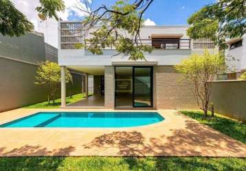 Casa com piscina para venda no ibirapuera