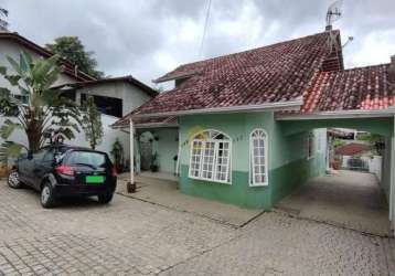 Casa com 3 quartos à venda na palhoça, 125, itaum, joinville por r$ 590.000